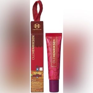 OLEHENRIKSEN Pout Preserve Peptide Lip Treatment - Lingonberry Jam NEW IN BOX